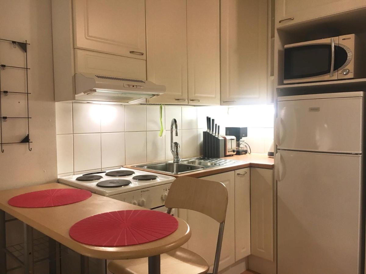Cozy And Peaceful/Уютный Уголок Leilighet Helsingfors Eksteriør bilde